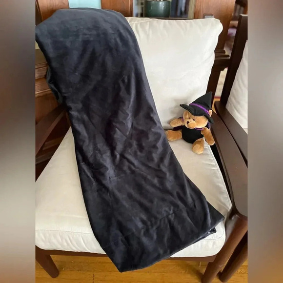 Thro by Marlo Lorenz Halloween Spiderweb Sequin Plush Throw Blanket 60”x50” - Picture 5 of 7